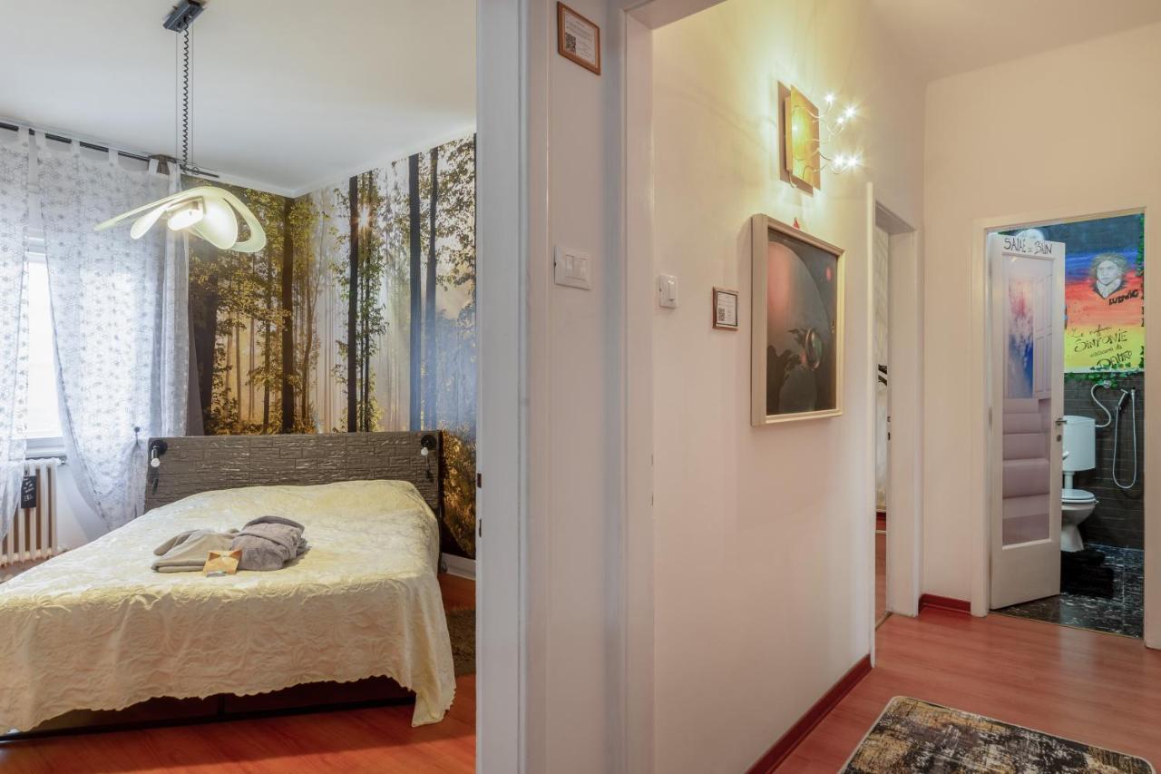Hostel Art Trieste Luaran gambar